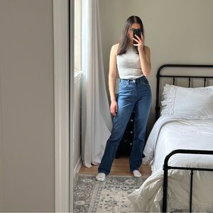 Abercrombie and Fitch dark wash straight leg jeans size 25